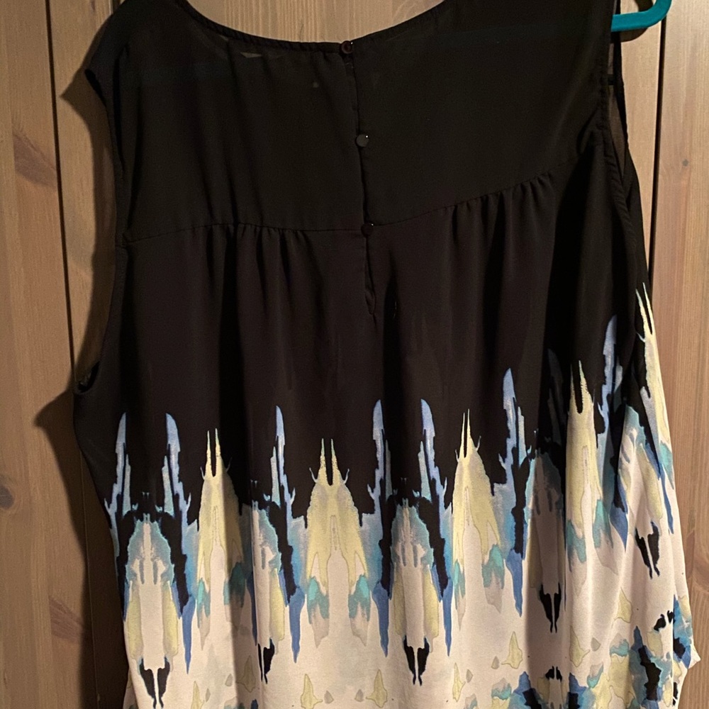 Sleeveless blouse